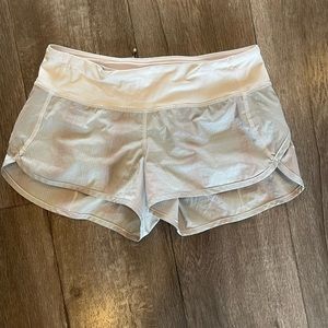 Lululemon speed ups 2.5”
